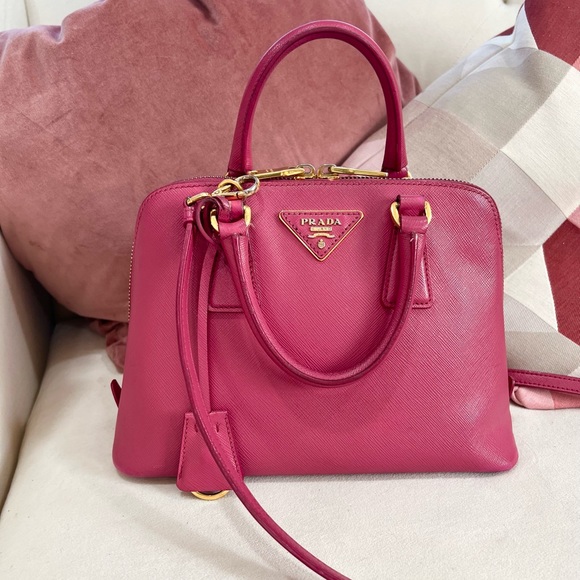 Prada Handbags - 🌺🌺Prada Small Crossbody Bag